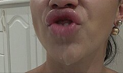 Candid Lip Smelling mp