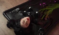 Goddess in a vacbed (720p)