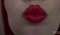Square Lips and Smeared Lipstick