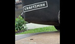 Loan machine revving sexy foot