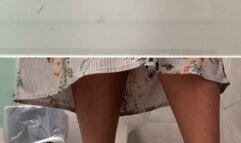 Bathroom Feet Peeper