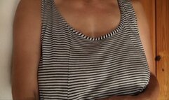 A standing masturbation (2017) (MP4)