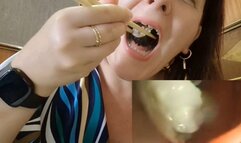Wonderful Public Vore - I use my pillcam in a restaurant and show you the inside of my stomach live 720HD