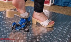 Mila - Merciless disposal - Scholl