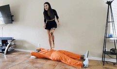 Convict Trampling (SD 1080 WMV)