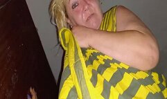 Crazy giant teasing and crushing WMV(1280*720)HD