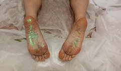 There are sequins on my feet
