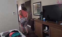 Clogged toilet, Mandy's gotta go bad- 1080p