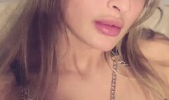 Saskia tasting the Creampie straight from her pussy