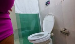 POV Farting big ass in bathroom, by Isadora, (cam by Manu) FULL HD