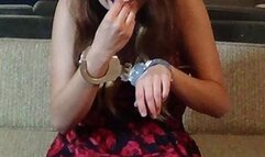 Sammi LV - Struggle in Hinge Handcuffs (AVI)