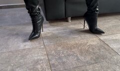 Goddess Kalinda Leather Fishnets and sublime feet