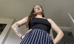 Giantess smelly ass worship