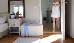 Peeing In Maxi Pads Under Pantyhose