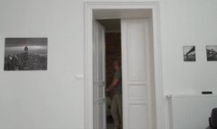 THIS BLONDE MILF PREFERS THEM BIG