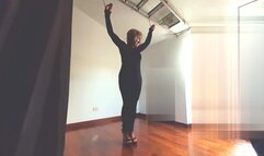 Superfox and Mao Ping's fourth weekly session - standing bound to the ceiling - part 1