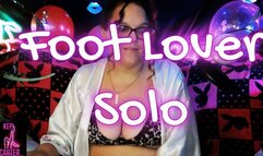 Foot Lover Solo Dildo Fuck with Kepi Carter