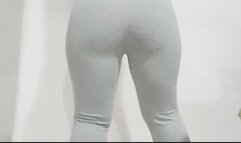 Doing squats with a full bladder and peeing on leggings