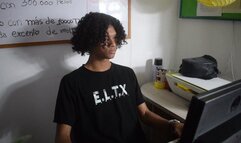 I give an award to the employee of the month