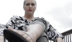 Desire My Feet Dirty, 1st