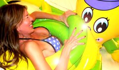 Pumped Up! 1 (starring Hollywood) (MP4)