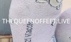 MASSAGE MY OILY SOLES WITH YOUR DICK