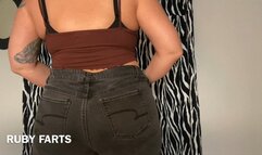 Ruby Farts and Oils Her Ass in Jean Shorts