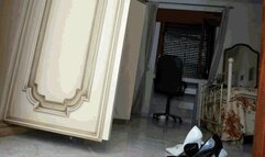 Difficult choice! MP4(1920x1080)FHD