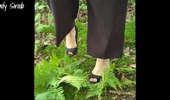 Crushing in the Forrest with black Peeptoes