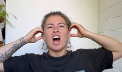 massaging my ear to stay awake mpg