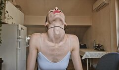 Eves apple strength demonstration-wmv