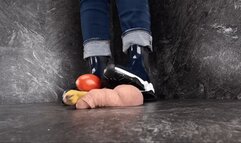 Victoria's Lemon Boots and Crushing Vibration (4K)