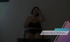 Giantess Cleo In The Stocks (1080p)
