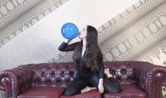 Isa loves wetlook and balloons - mp4 720p