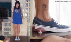 Vans Trampling and Shoejob by Lara Cuore (HD)