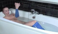 British Model Sophia Bound In The Bath