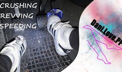 ANGRY Dani - crushing revving flooring | pedal pumping