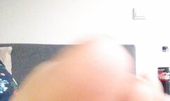 Mistress Jenns dry feet need your wet tongue slave!