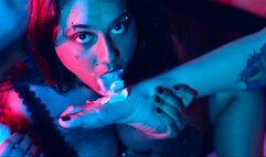 Lesbian Foot Worship in Messy Jelly