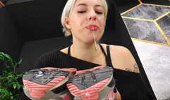 Are you ready for this disgusting task? - small version