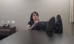 Belladonna - Reporter Volunteers for Vore