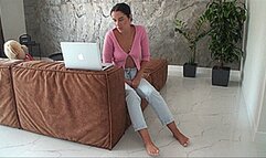 Wet jeans (1920x1080 HD) AVI