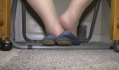 Satisfying Shoeplay #001 — Blue jean ballet flats (720p)