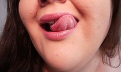 Erotica of lips gymnastics - (no talking)