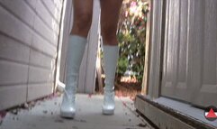 Stay away from her path