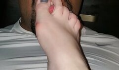 My sisters boyfriend wanted to suck my toes