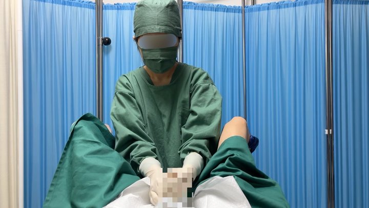 Surgery Fetish Porn - Asian Doctor In Surgical Gown Gives Handjob With Male Organ And Dildo Porn  Video