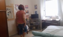 CLEANING THE ROOM AND SHOWING BUTTCRACK