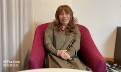 FORMER FLASHER MILF MEETS A CLIENT IN TOKYO