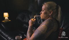 Tasty smoke filled lungs 4K MP4